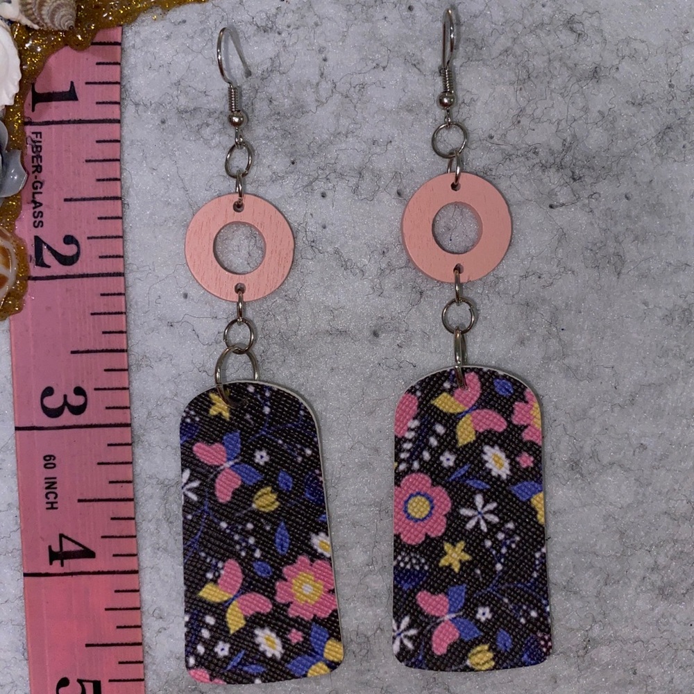 BNWT Wood and Butterfly Print Leather Earrings